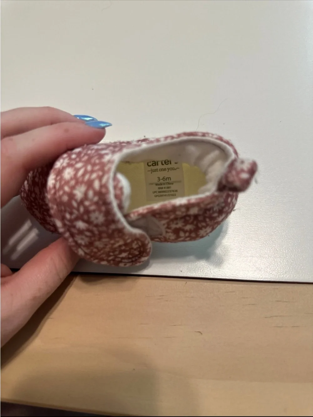 Carter’s Pink Floral Baby Crib Shoes 3-6m